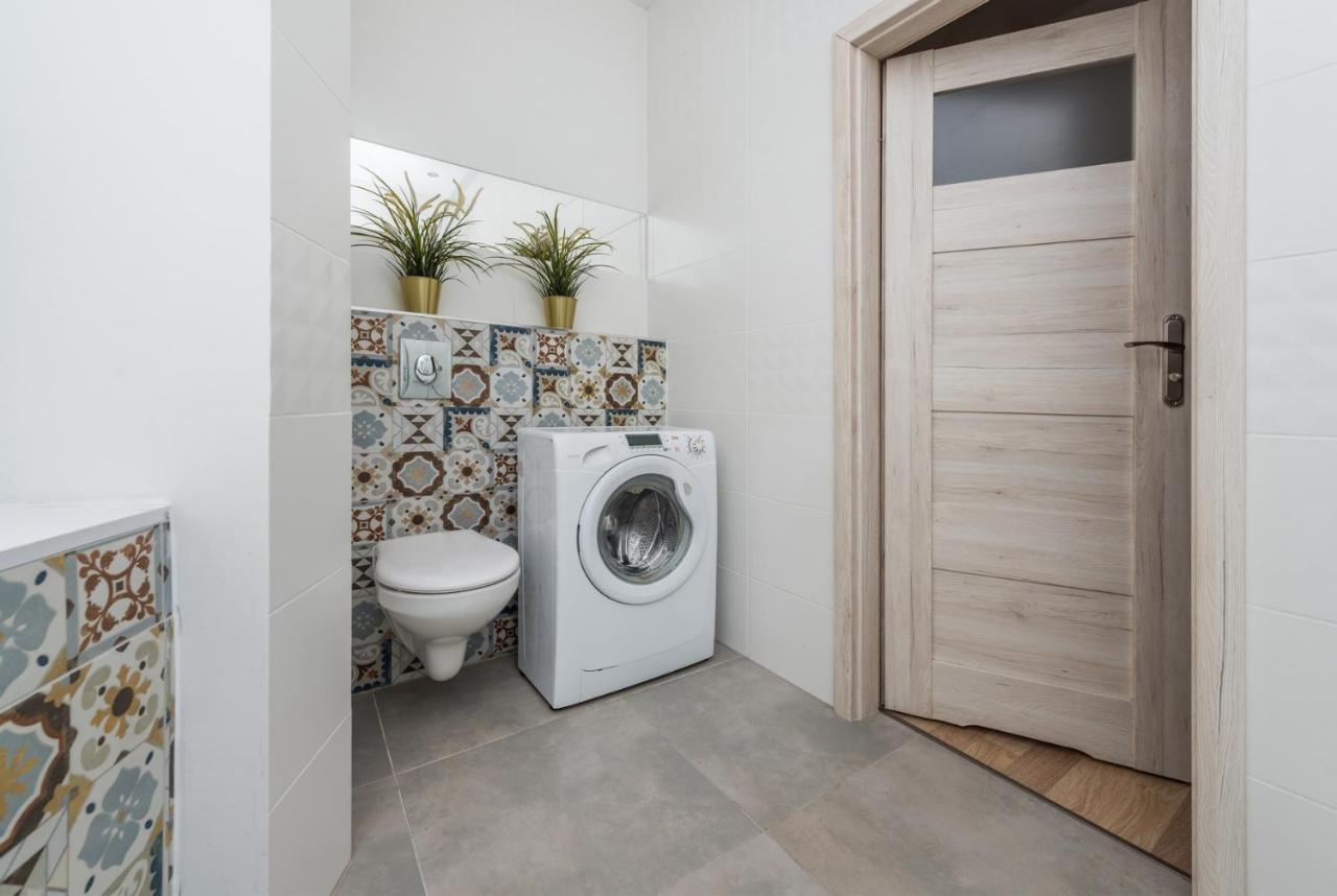 Hello Apartments City Center Of Old Town 3 Bedrooms Art & View Gdansk Luaran gambar